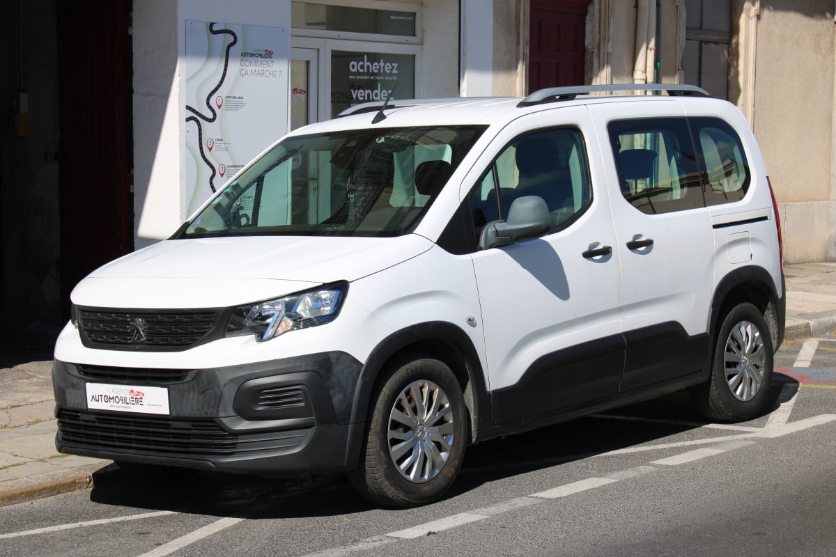 Peugeot RIFTER COMBI 1.2 110 L1 ACTIVE START-STOP ( Distribution changée, Clim, Roue de secours ... ) — 1