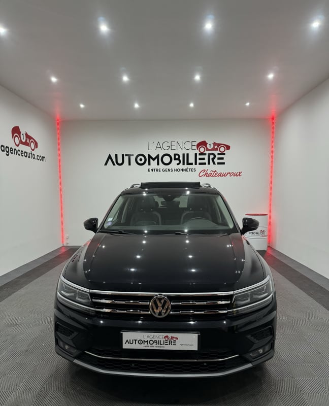 Volkswagen Tiguan Allspace 7 PLACES CARAT EXCLUSIVE 1.5 TSI 150CV DSG7 TOIT PANO OUV/CUIR ELEC CHAUF/CAMERA/CARPLAY/KEYLESS/GPS/BLUETOOTH/REGULATEUR — 2
