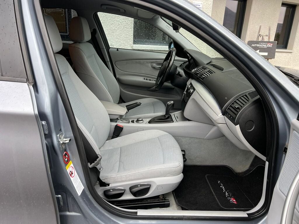 BMW Série 1 120i 2.0 i 16V 170cv Boîte auto — 23