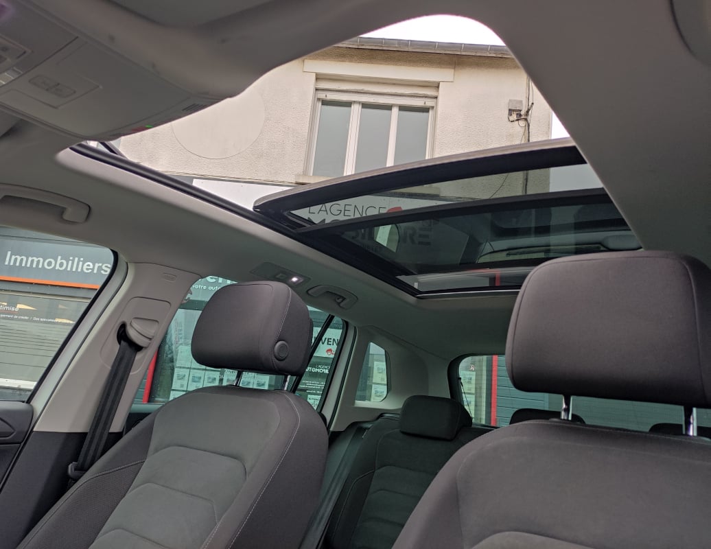 Volkswagen Tiguan 2.0 TDI 150 ch BVM6 CARAT RLINE (Garantie 6 Mois) — 2
