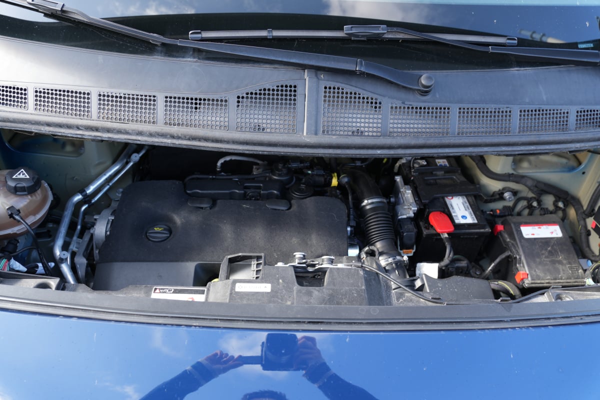 Peugeot Expert III COMBI 2.0 BLUEHDI 150 S&S STANDARD — 40