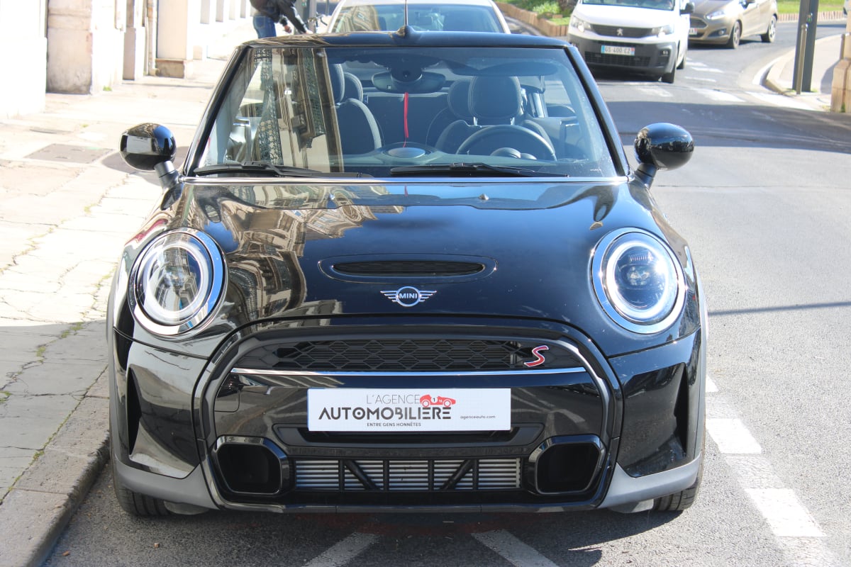 Mini Cooper S 178CV DKG7 EDITION CAMDEN ( Caméra de recul, CarPlay, Sièges chauffants ... ) — 2