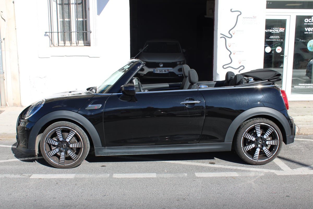 Mini Cooper S 178CV DKG7 EDITION CAMDEN ( Caméra de recul, CarPlay, Sièges chauffants ... ) — 29