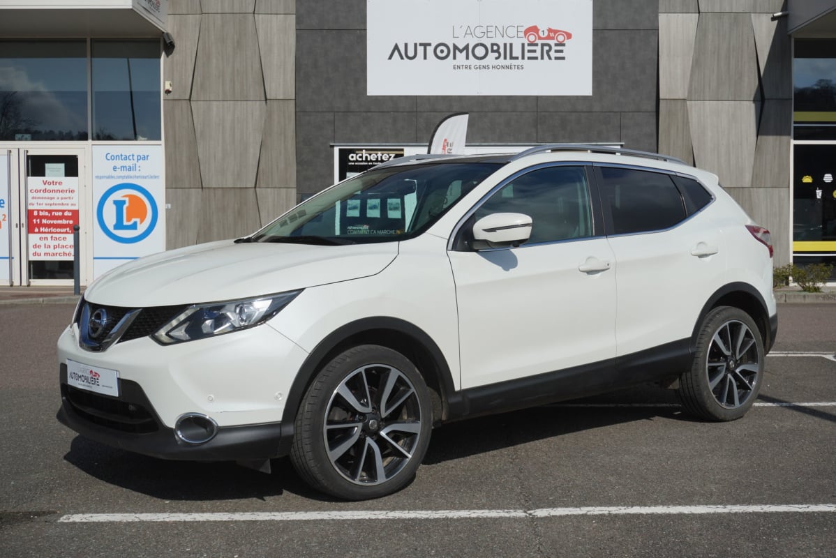 Nissan Qashqai II 1.5 DCI 110 ch Tekna Toit Panoramique — 1