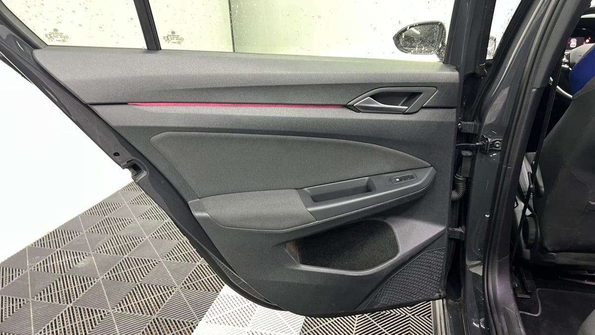 Volkswagen GOLF VIII GTE 1.4 eHybrid rechargeable 245 DSG — 35