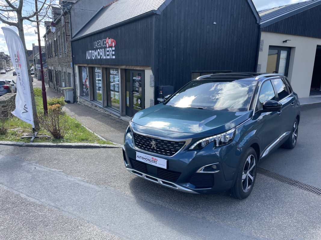 Peugeot 5008 1.5 BLUEHDI 130 CH EAT8 GT-LINE — 1
