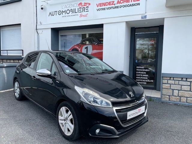 Peugeot 208 GENERATION 1.2 VTI 80CH STYLE — 1