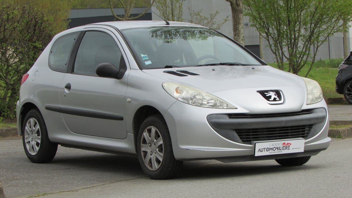 Peugeot 206+ 1,1L 60CH URBAN — 1