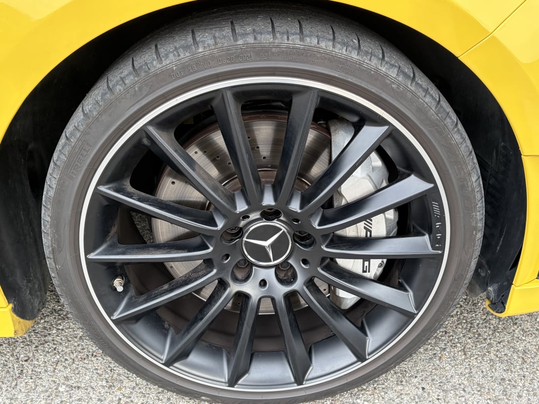 Mercedes-Benz Classe A A35 AMG 306 4MATIC - TOIT OUVRANT - HIFI BURMESTER — 38
