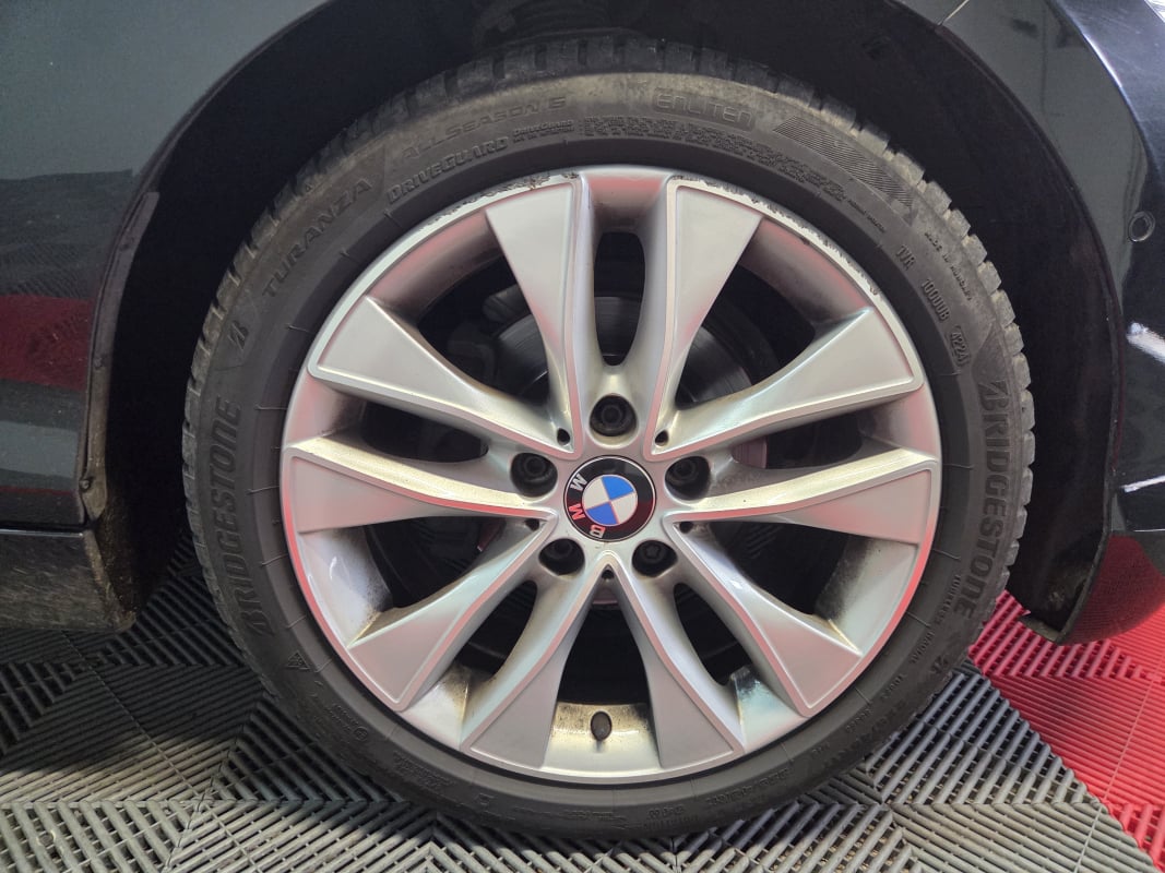 BMW Série 1 (F20) (2) 116D BVA8 URBANCHIC 5P GARANTIE 12 MOIS — 24