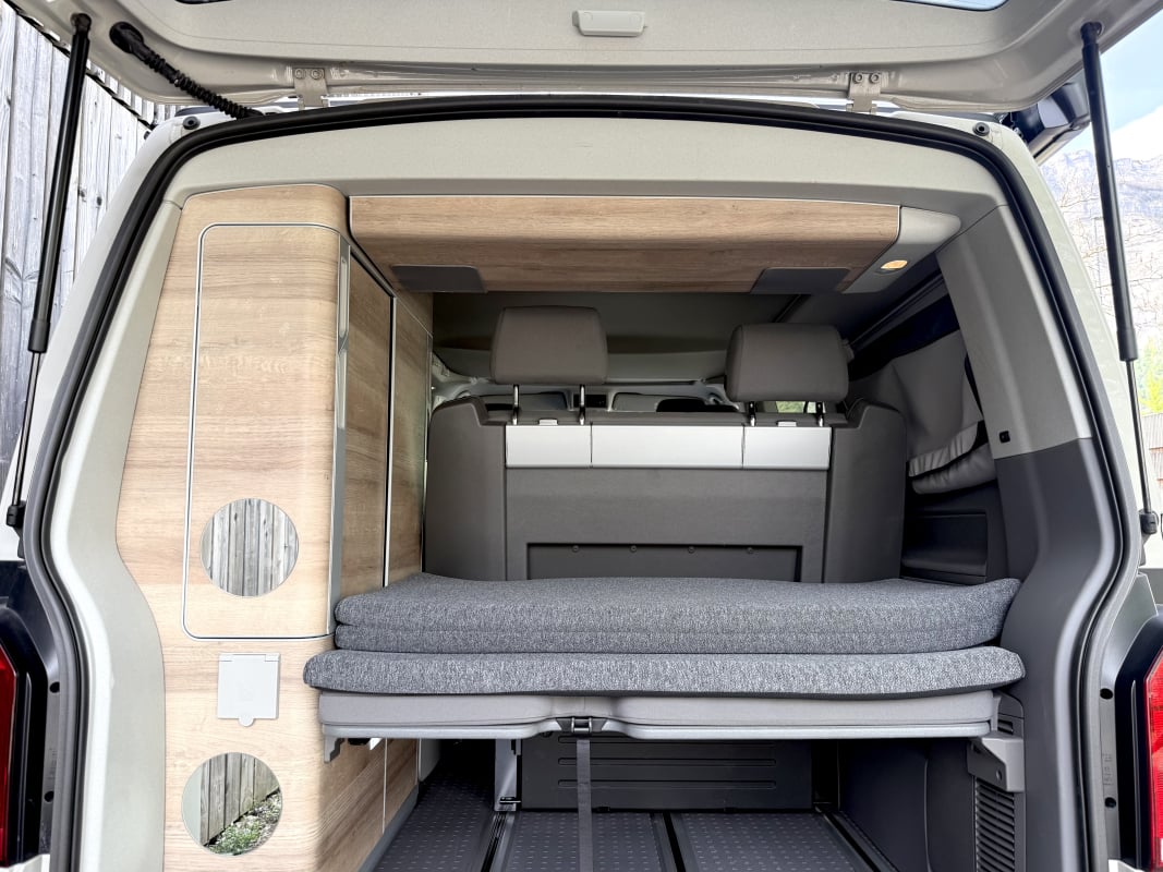 Volkswagen California T6.1 2.0 TDI 150ch Edition Coast 5pl — 22