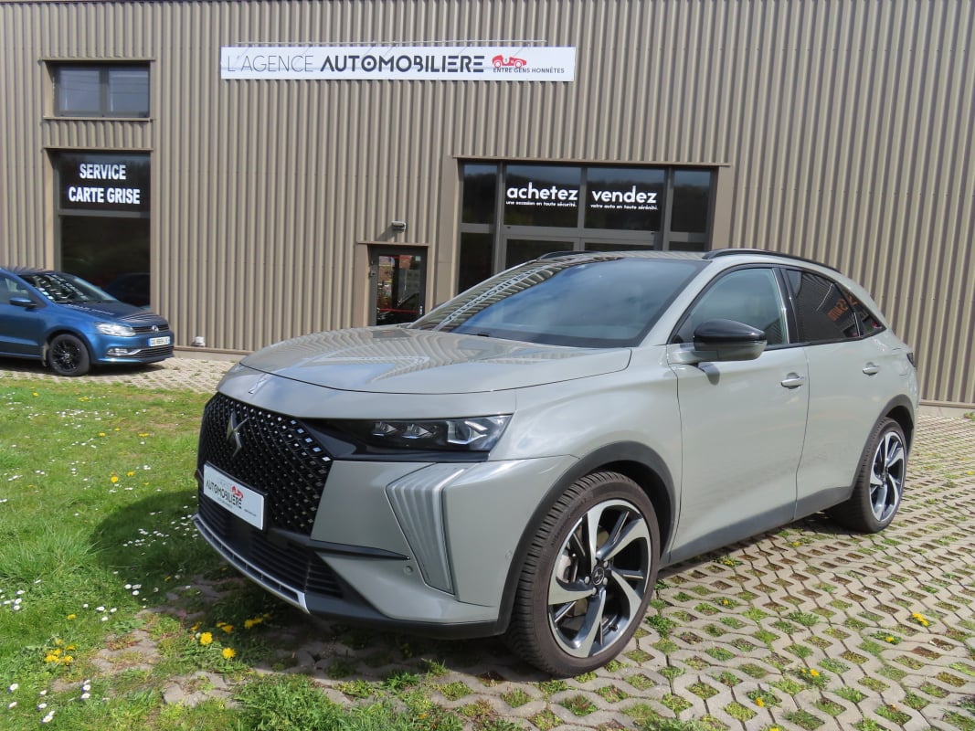 DS DS7 1.6 16V Hybrid Rechargeable Opera 225Cv