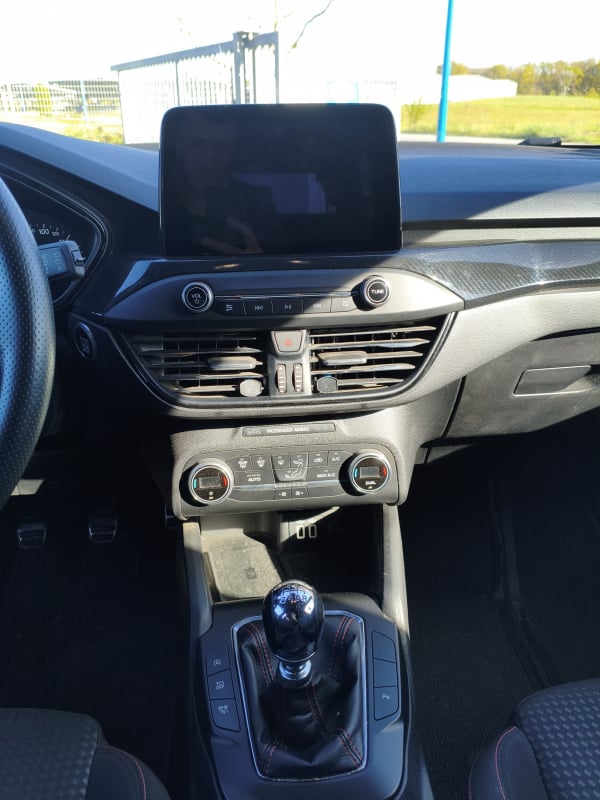 Ford Focus SW SW 1.0L HYBRID 125CH - ST-LINE — 24