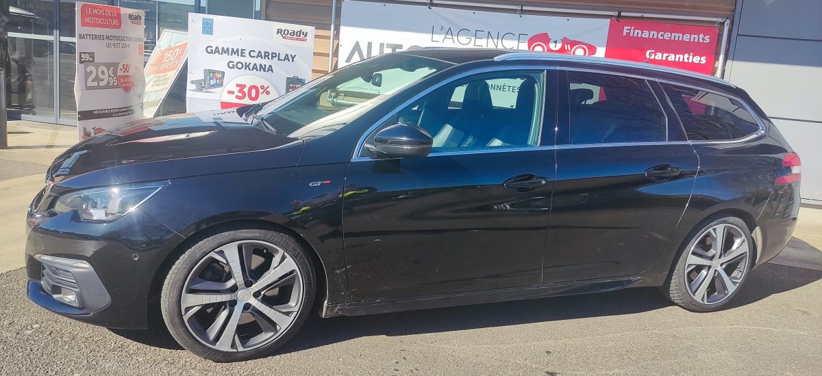 Peugeot 308 GENERATION-II SW 2.0L BLUEHDI GT — 1