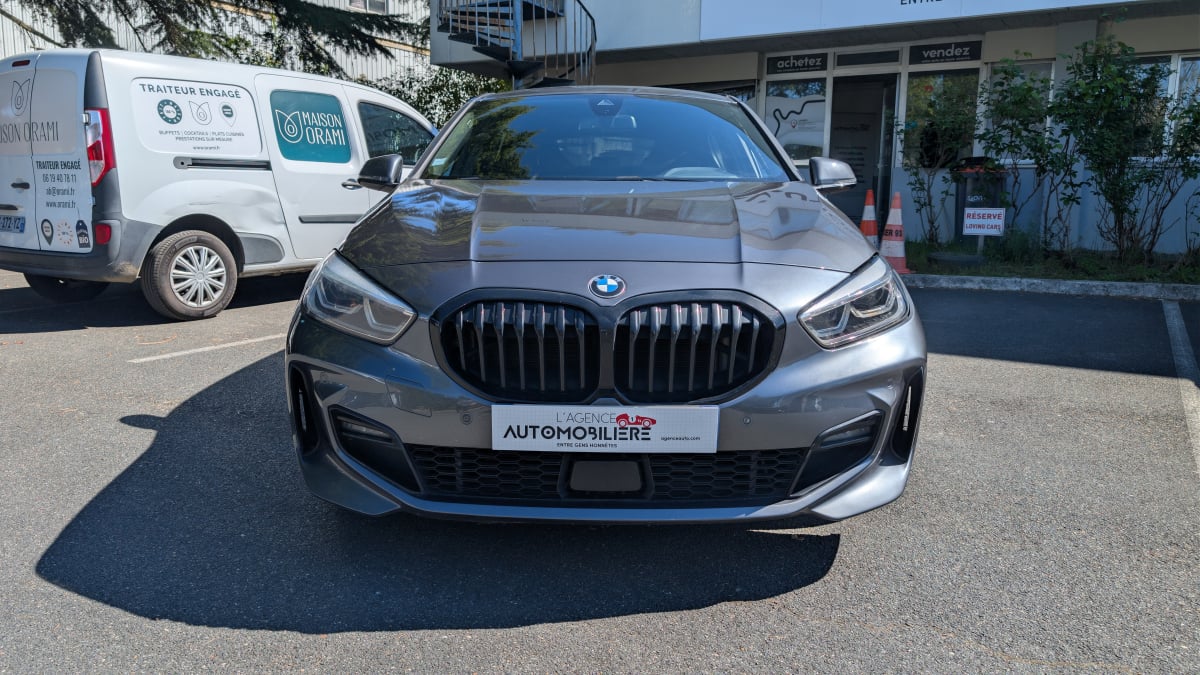BMW Série 1 (F40) 5 portes 118i 1.5 i 12V DCT7 140 cv — 2