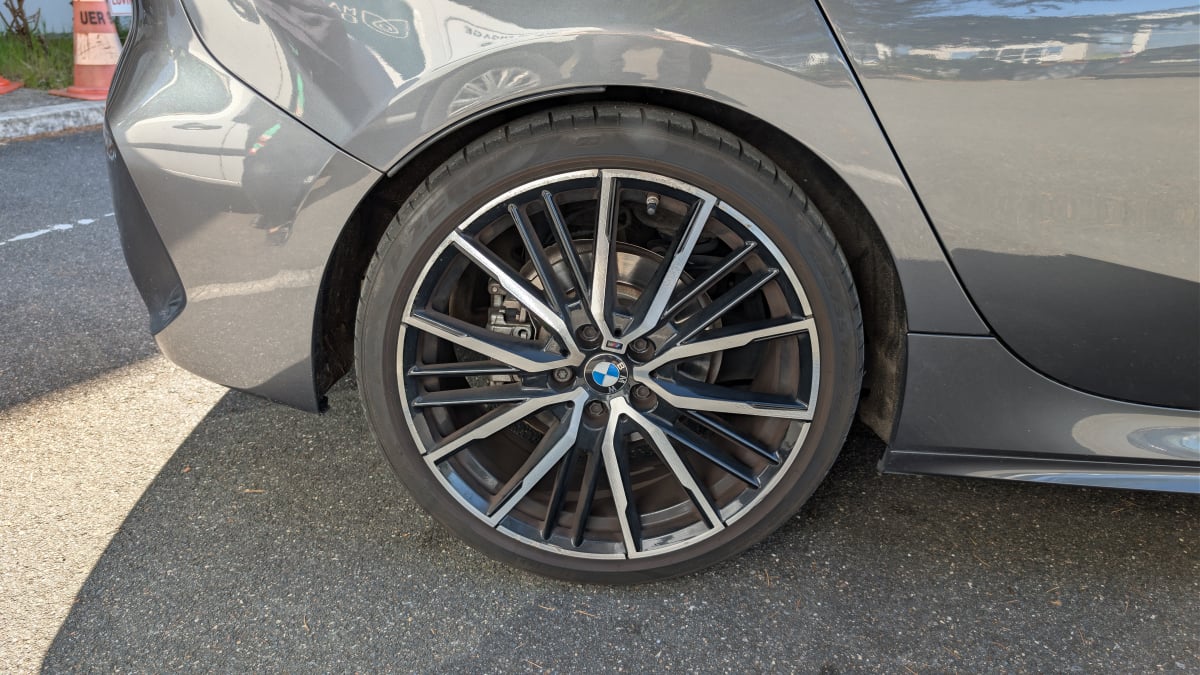BMW Série 1 (F40) 5 portes 118i 1.5 i 12V DCT7 140 cv — 31