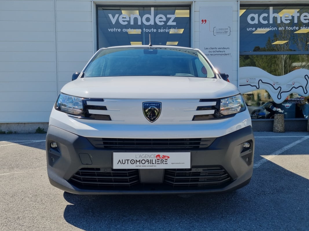 Peugeot Partner L2 1.5 BlueHDi 16V 100 cv XL 950kg 3 places Asphalt Connect — 29