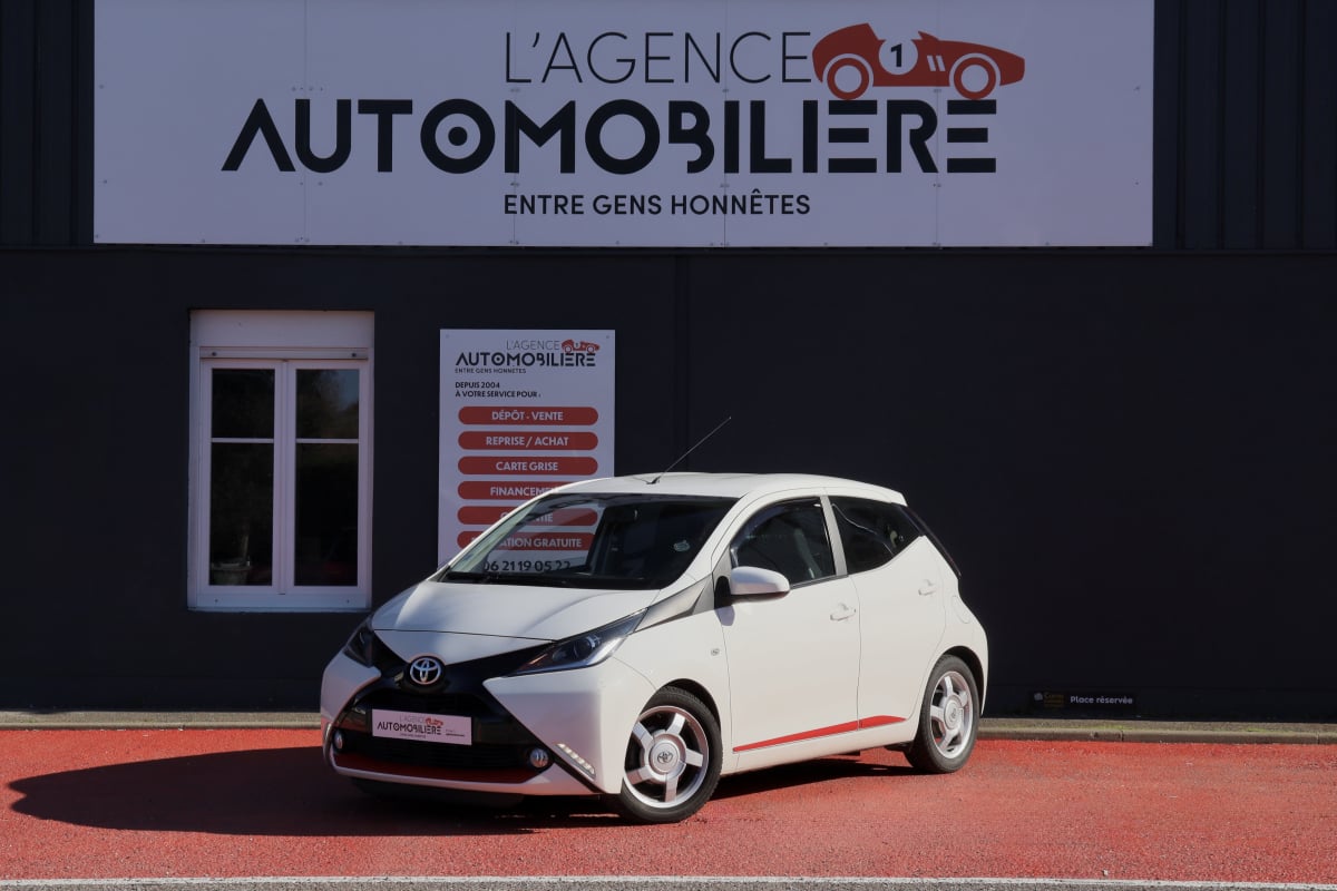 Toyota Aygo 5 Portes 1.0 VVTi 69 BVM5 (Suivi Toyota, Caméra…) — 1