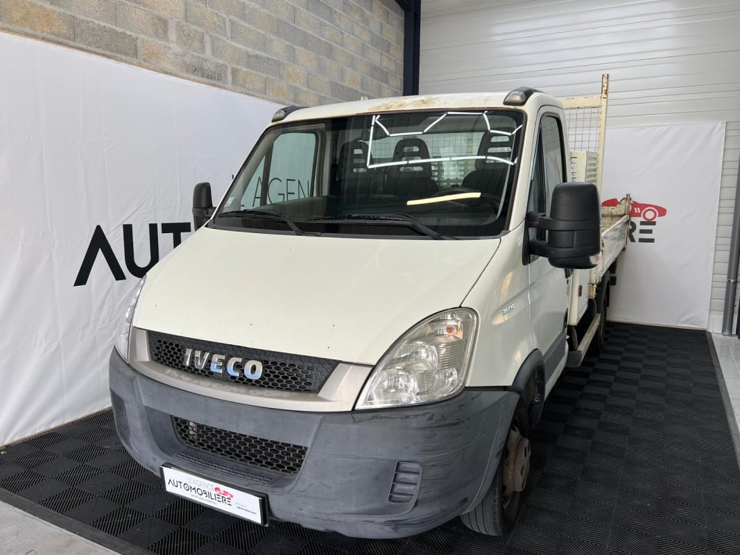 Iveco 35c15 3.0D Benne Basculante + Coffre (TARIF AFFICHE TTC - TVA RECUPERABLE) — 1