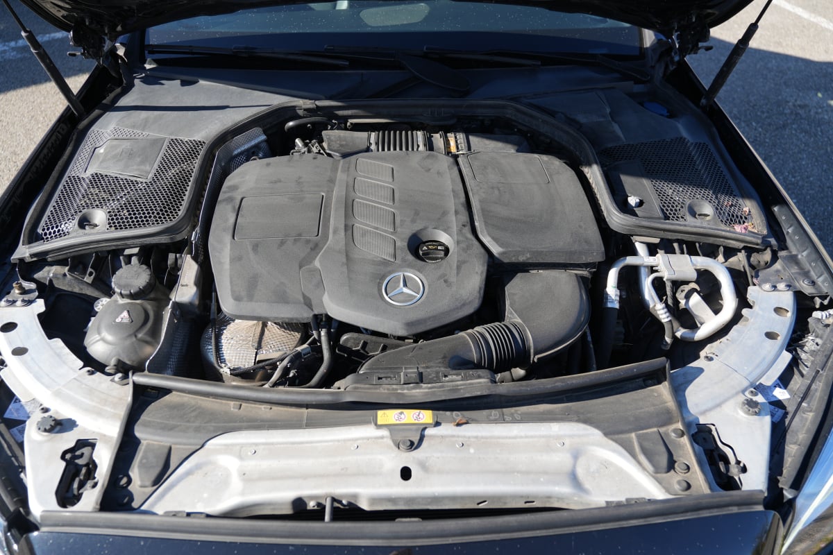 Mercedes-Benz Classe C IV (2) 220 D 2.0 194 AMG LINE 9G-TRONIC — 40