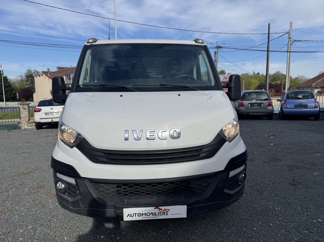 Iveco 35C14 35C14 2.3 136CH — 2