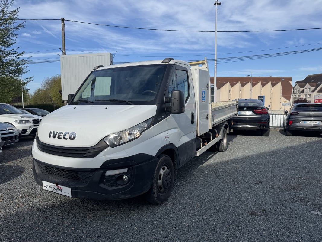 Iveco 35C14 35C14 2.3 136CH