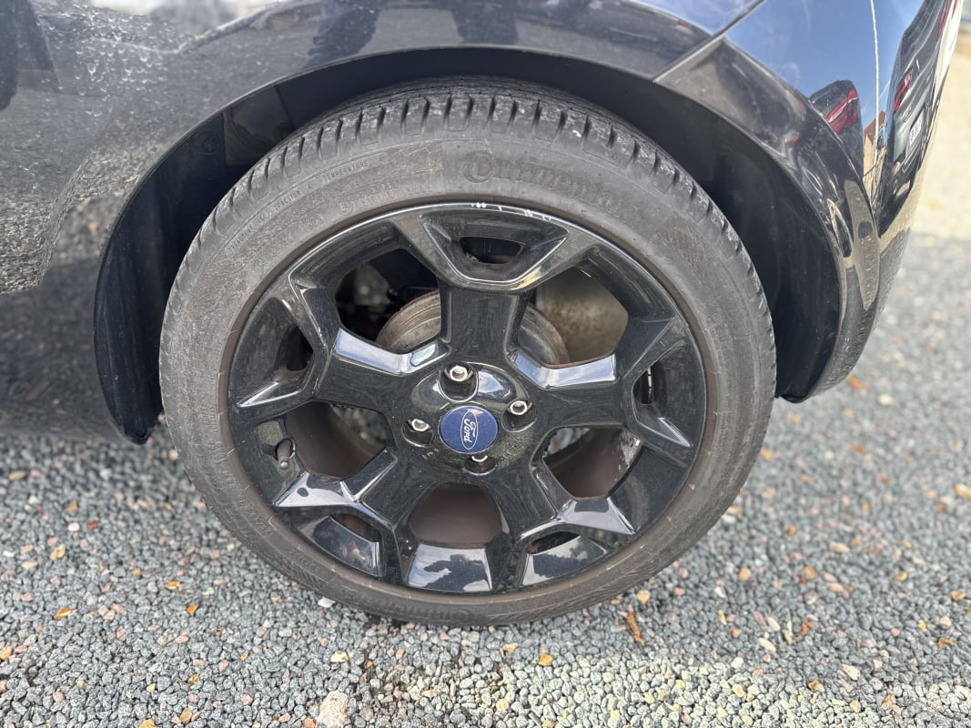 Ford Ka 1.2 69CH ST LINE — 29