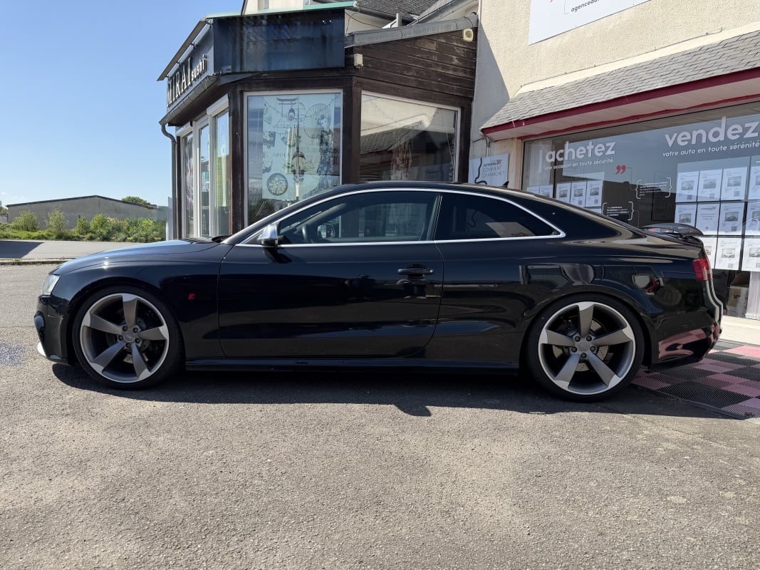 Audi RS5 V8 4.2 FSi 450 Quattro S Tronic 7 — 2