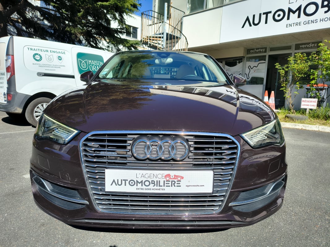 Audi A3 Sportback 8VA e-tron 1.4 TSI 204 Hybrid S-Tronic6 150 cv — 2