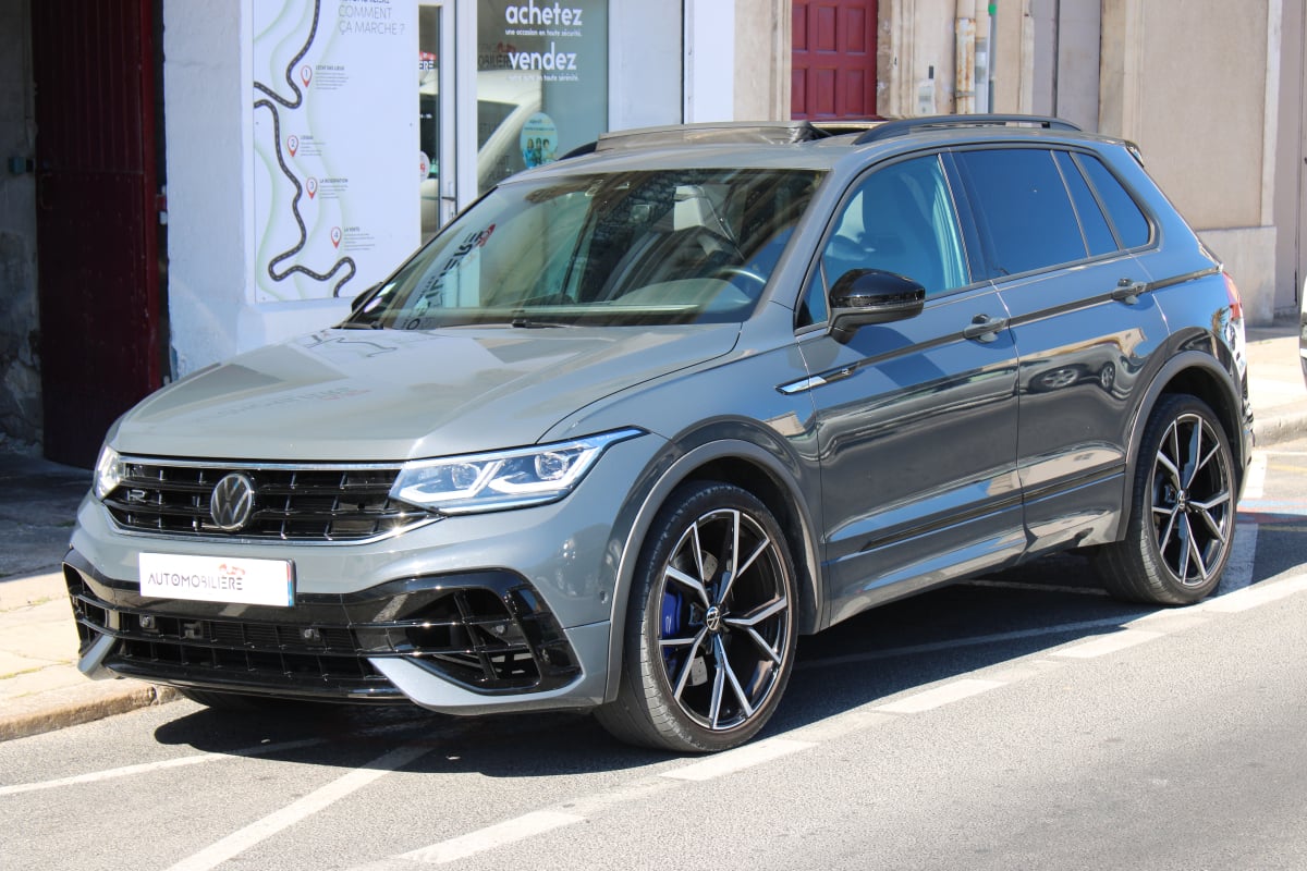 Volkswagen Tiguan 2.0 TSI 320 R 4MOTION DSG BVA ( Toit ouvrant panoramique, Sièges chauffants, Coffre électrique ... )