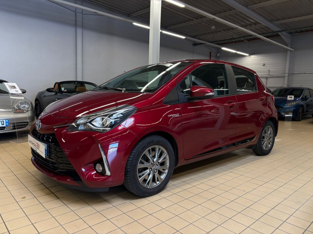 Toyota Yaris 100h Dynamic 5p