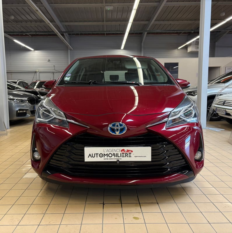 Toyota Yaris 100h Dynamic 5p — 2