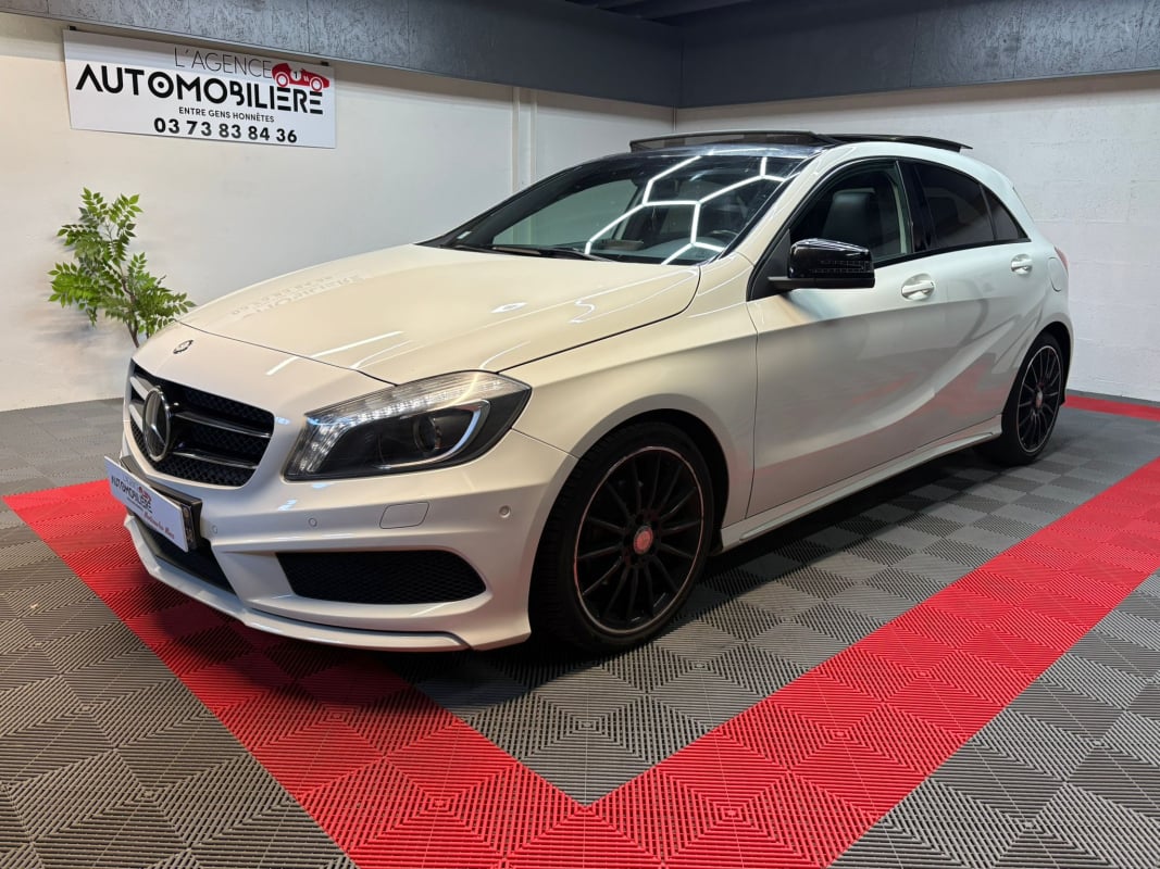 Mercedes-Benz Classe A 180 Turbo 1.6 i 16V Turbo 7G-DCT — 1