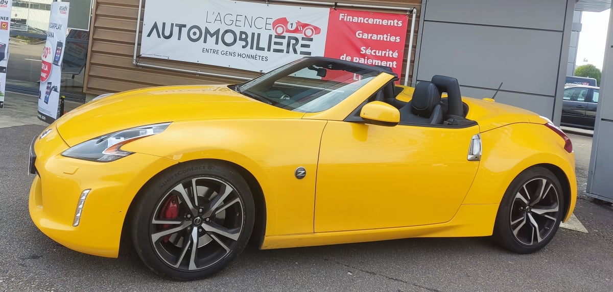 Nissan 370Z ROADSTER V6 330ch — 1