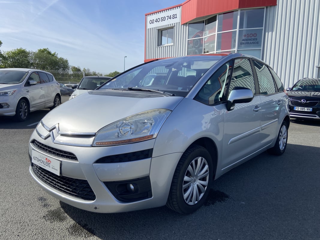 Citroen C4 Picasso 1.6 eHDI 110CV CONFORT | ATTELAGE | BOITE AUTO | GARANTIE 6 MOIS — 1