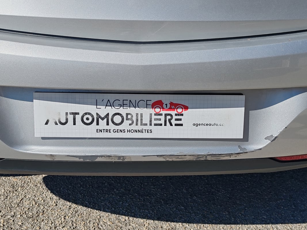 Opel Astra 1.6 CDTI 136ch MT6 DYNAMIC — 37