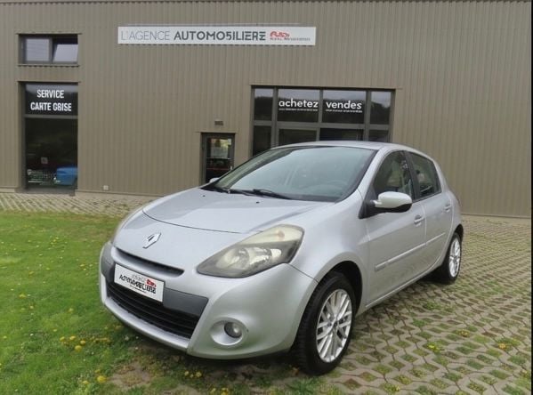 Renault Clio 1.2 i 16V 75Cv — 1