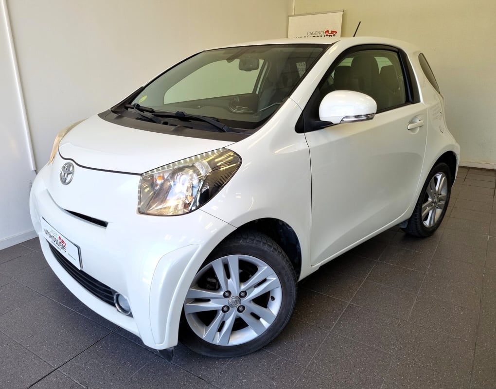 Toyota IQ 1.3 VVT-i 16V 99 cv — 1