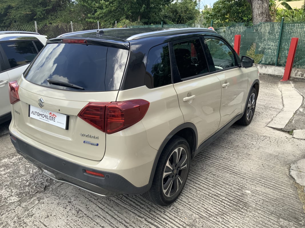 Suzuki Vitara HYBRID 48V GLX 129CV BVM — 12