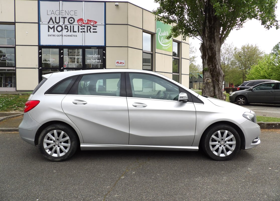 Mercedes-Benz Classe B 1.5 180 CDI 109 CH DESIGN 7G-DCT BVA- TOIT OUVRANT PANORAMIQUE — 2