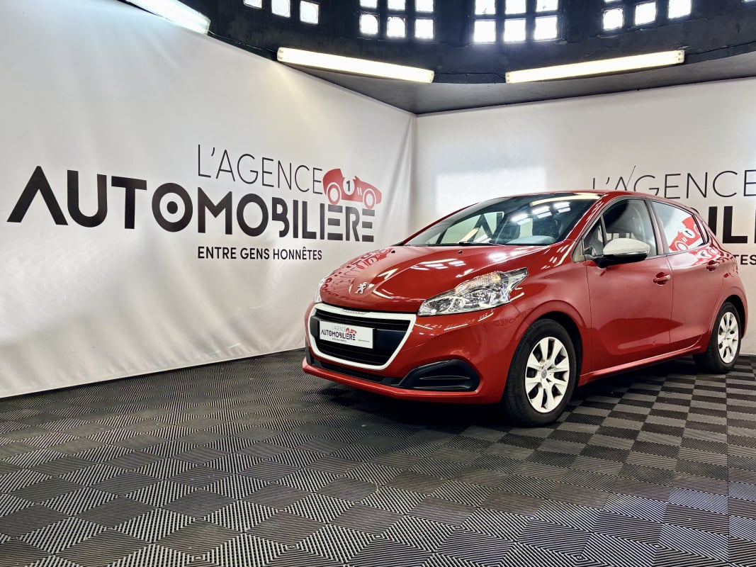 Peugeot 208 1.2 LIKE 68 (Distribution faite) — 1
