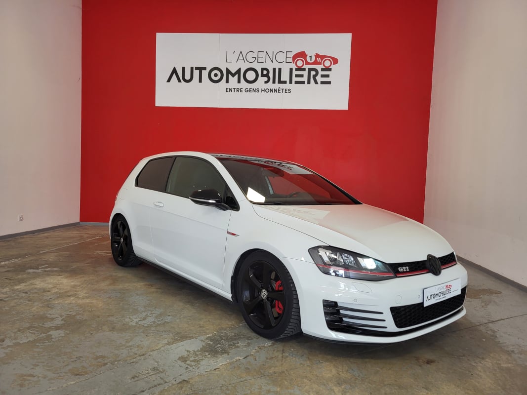 Volkswagen Golf GOLF VII GTI PERFORMANCE 2.0 TSI 230 + SIEGES CHAUFFANTS — 1