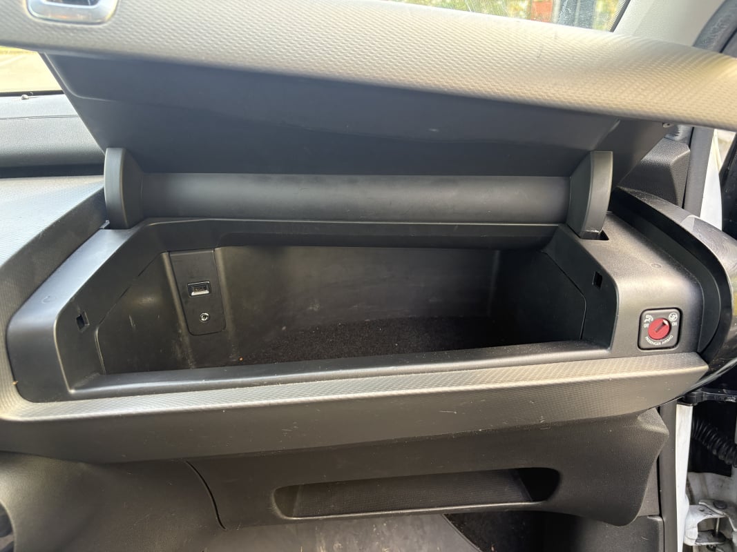 Citroen C4 Cactus 1.6 BLUEHDI 100ch S&S BUSINESS — 18