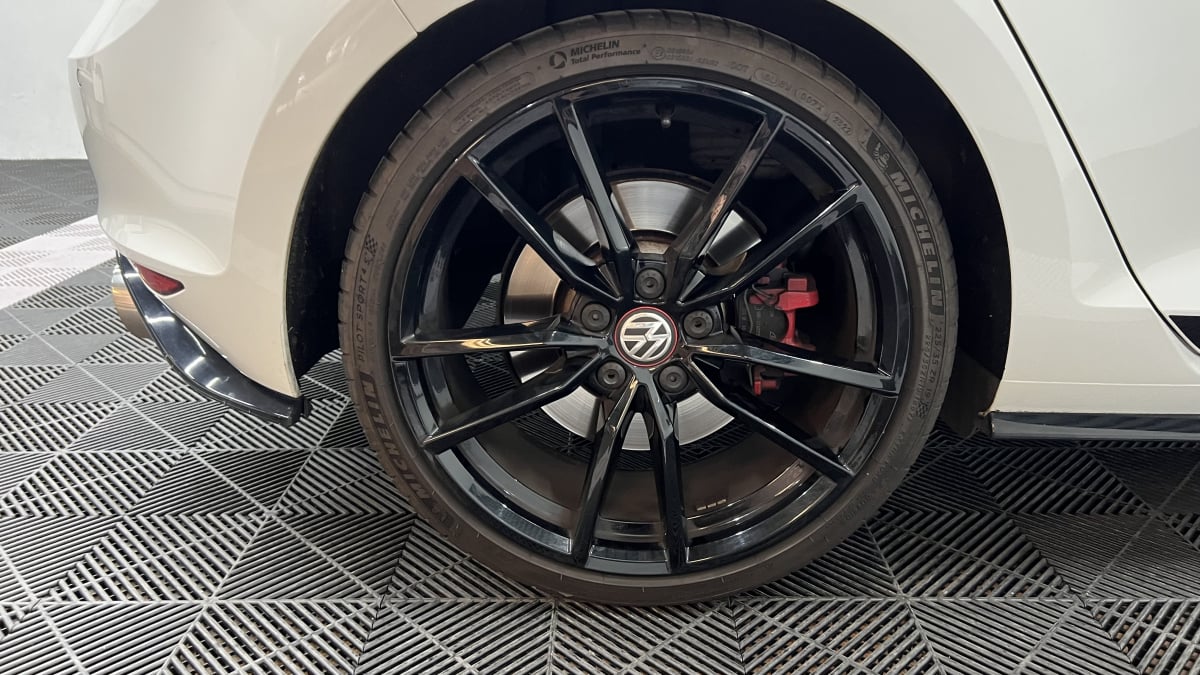Volkswagen Golf 2.0 TSI 265ch BlueMotion Technology GTI Clubsport DSG6 5p — 40