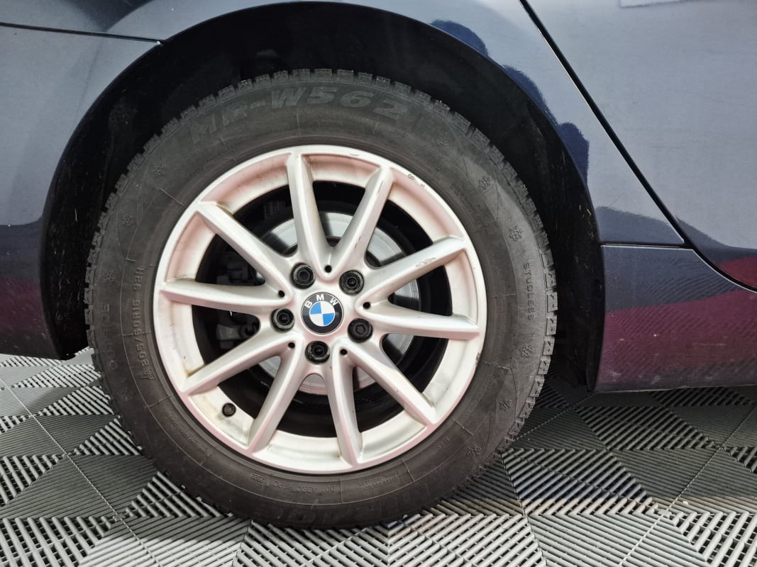 BMW Série 2 Gran Tourer 216d 1.5 d 12V Steptronic 116 cv luxury — 38
