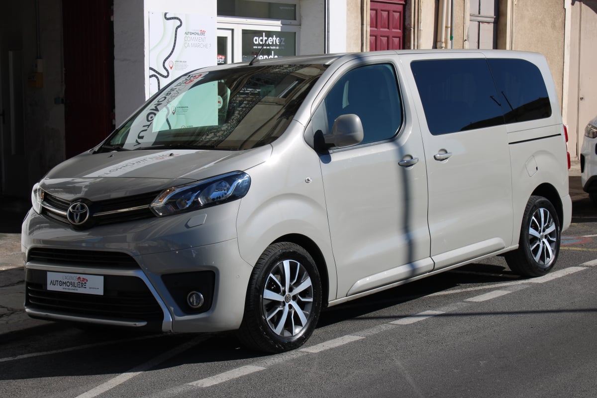 Toyota PROACE Verso 1.5 D4D 120 COMPACT L2 DYNAMIC ( Caméra de recul, GPS, 8 places ... ) — 1