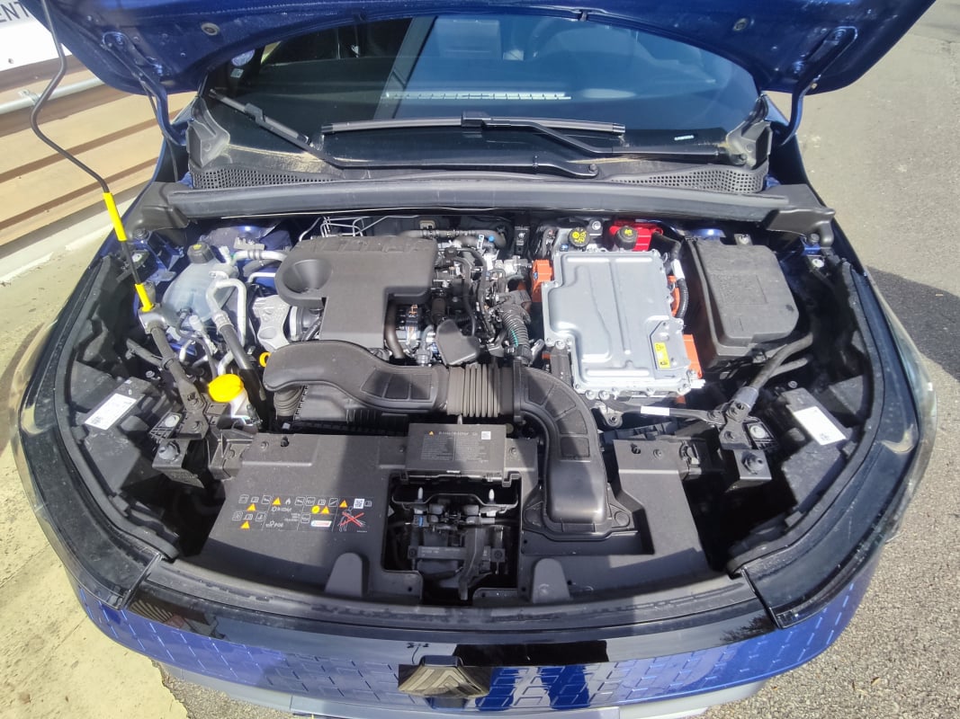 Renault Captur E-TECH FULL-HYBRID ESPRIT ALPINE — 40