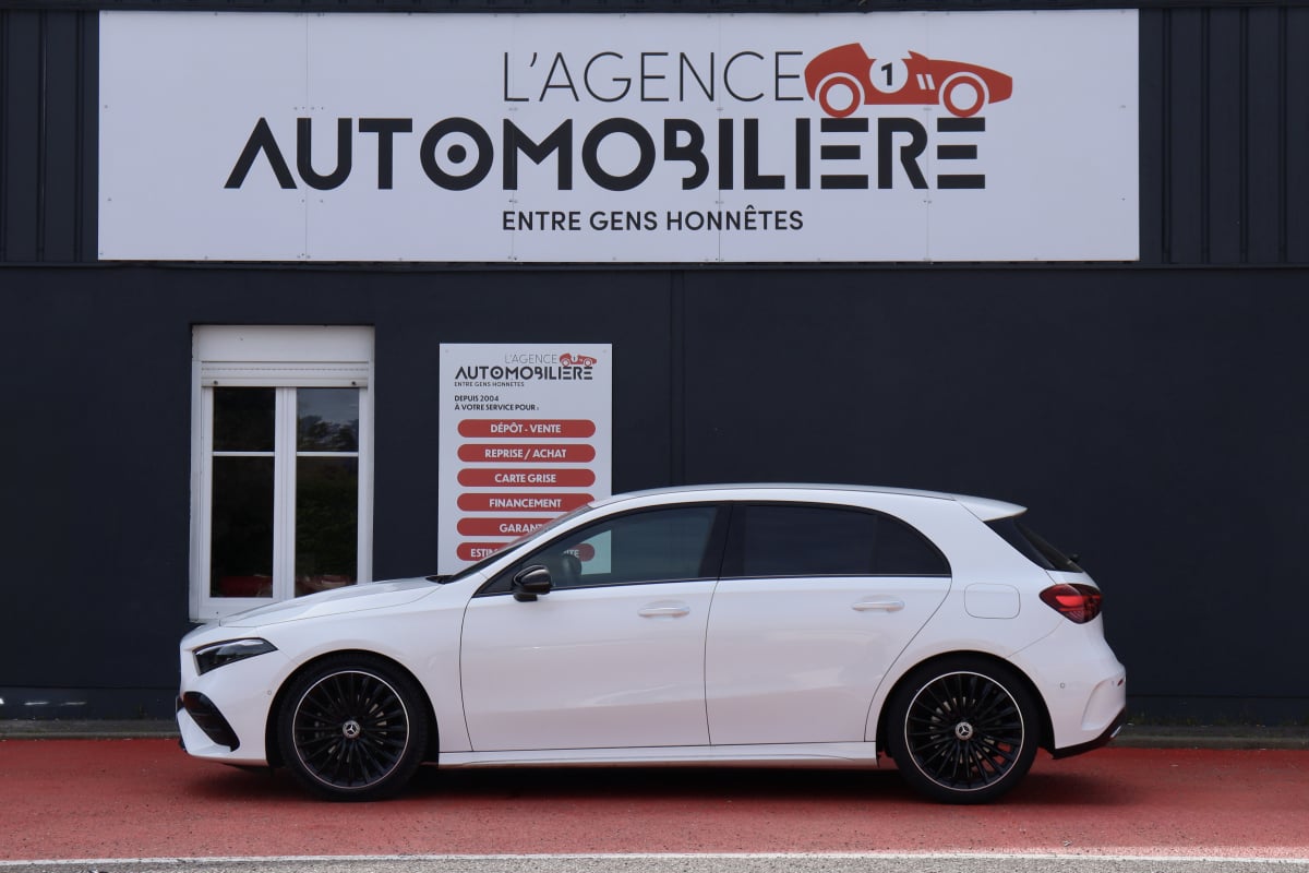Mercedes-Benz Classe A 200 AMG Line 8G-DCT (Pack LED,Jantes 19",Black Pack) — 2