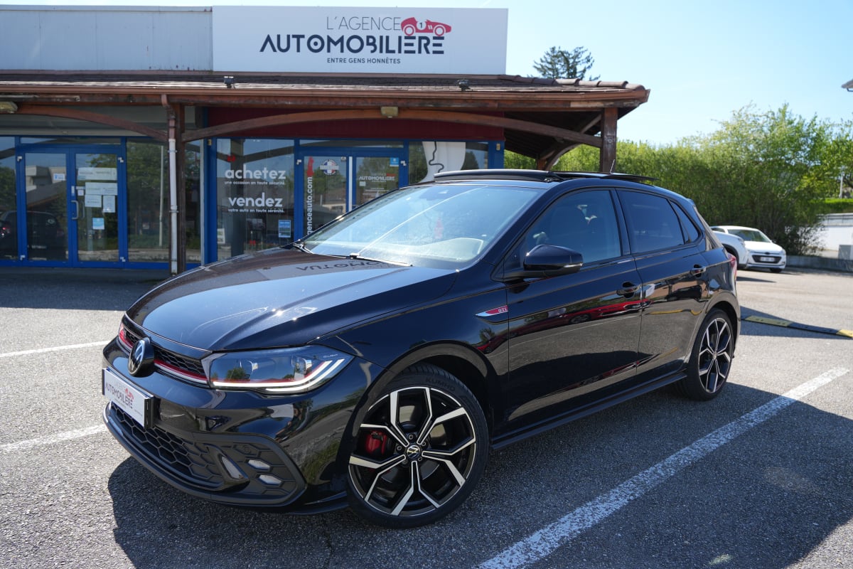 Volkswagen Polo VI (2) 2.0 TSI 207 S&S GTI DSG7 — 1