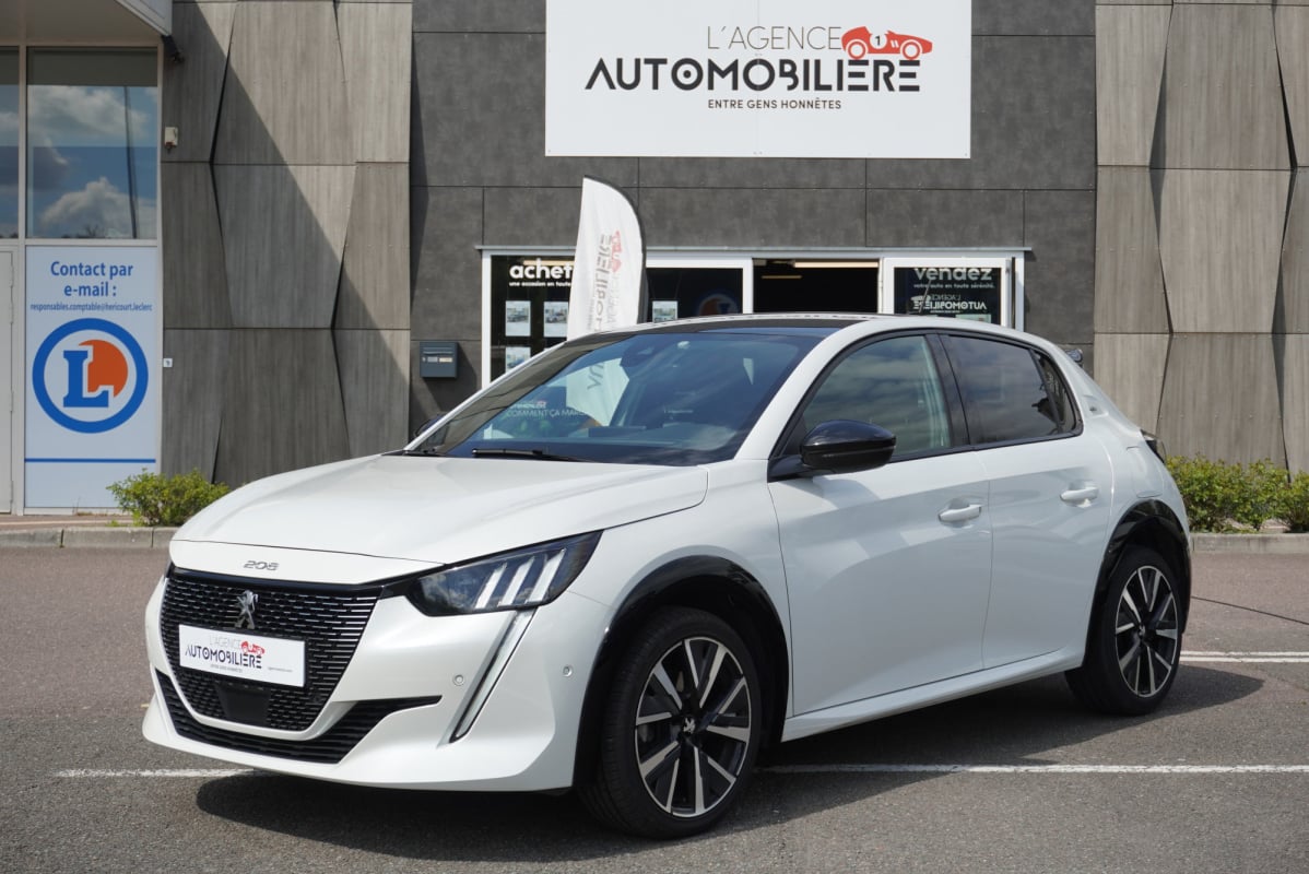 Peugeot 208 1.2 Putretech 130 ch EAT8 GT Distribution faite — 1